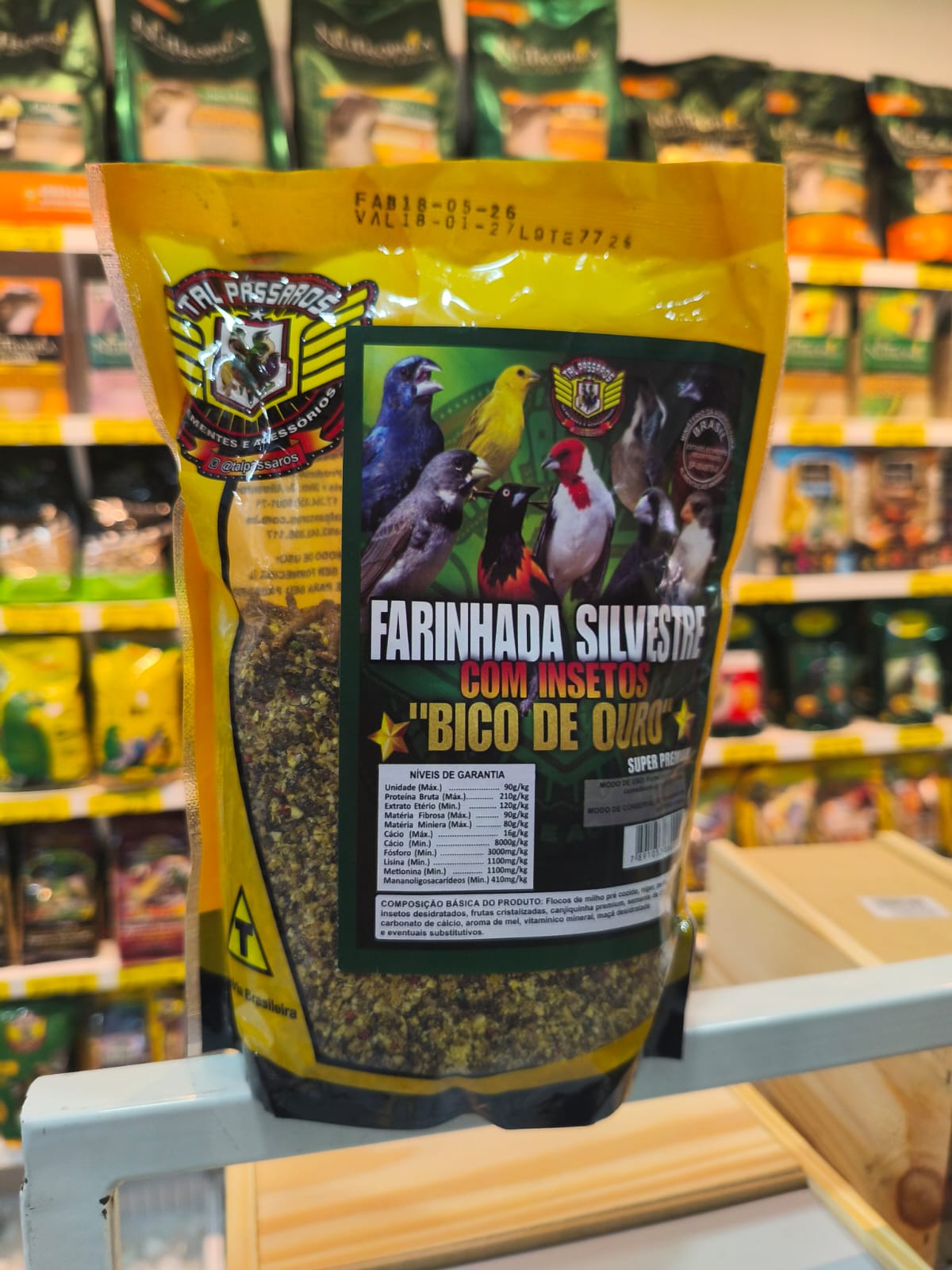 Tal Passaros Farinhada Silvestre com Insetos Bico de ouro